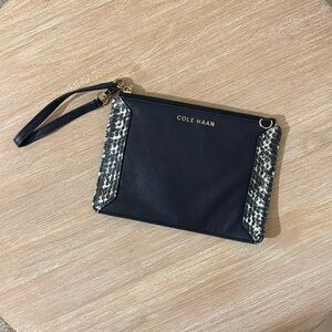 EUC Cole Haan Wristlet